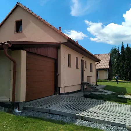 Domecek Se Sluncem Nova Pec