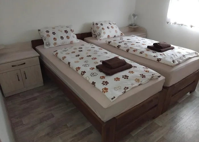 Domecek Se Sluncem Ferienhaus *